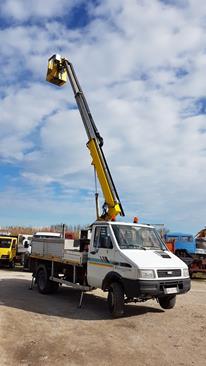 IVECO 59.12 CON PIATTAFORMA AEREA PER PERSONE – 1890