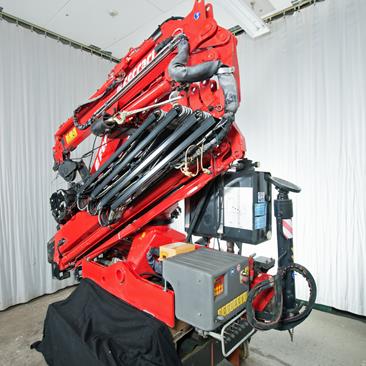 G100 – GRU FERRARI 710/3S+JIB/2S  – G424