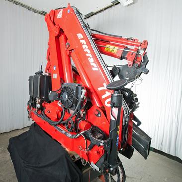 G100 – GRU FERRARI 710/3S+JIB/2S  – G424