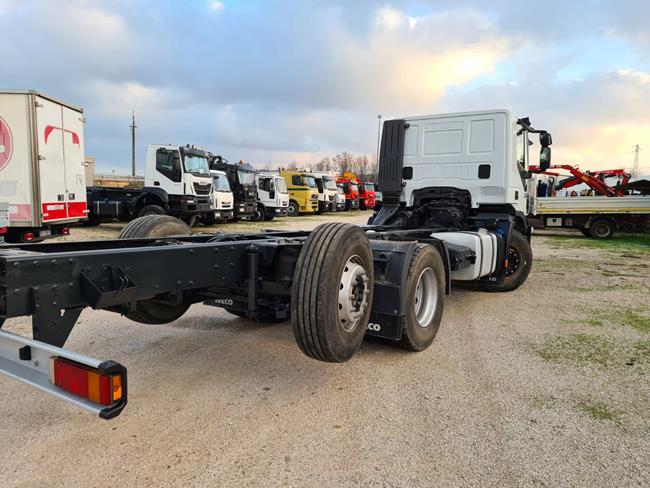 IVECO STRALIS 460 EURO6, 3 ASSI – COD. 2124