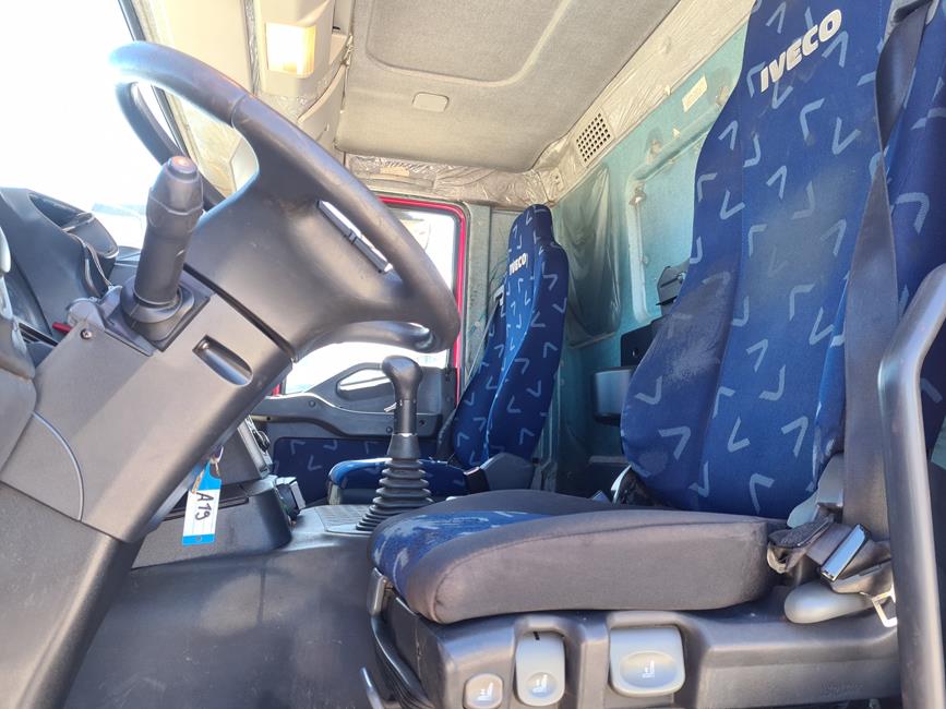 IVECO STRALIS 260S42 CAB. CORTA + GRU PALFINGER 15500/3S – COD. 2426