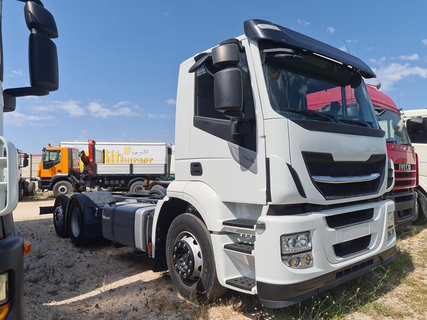 IVECO STRALIS 420 HIWAY 6X2 E6 – COD. 2223