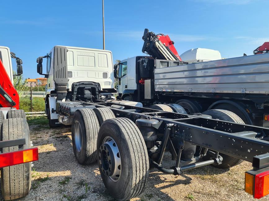 IVECO STRALIS AT260S45 EURO5 – COD. 2169