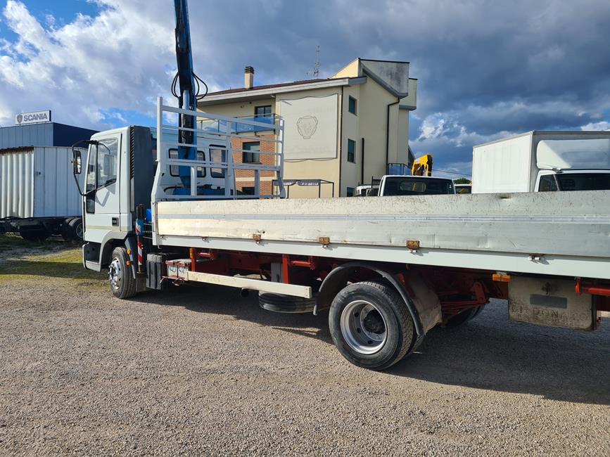 IVECO 100E18 EUROCARGO+GRU EFFER 6000 – COD. 2230