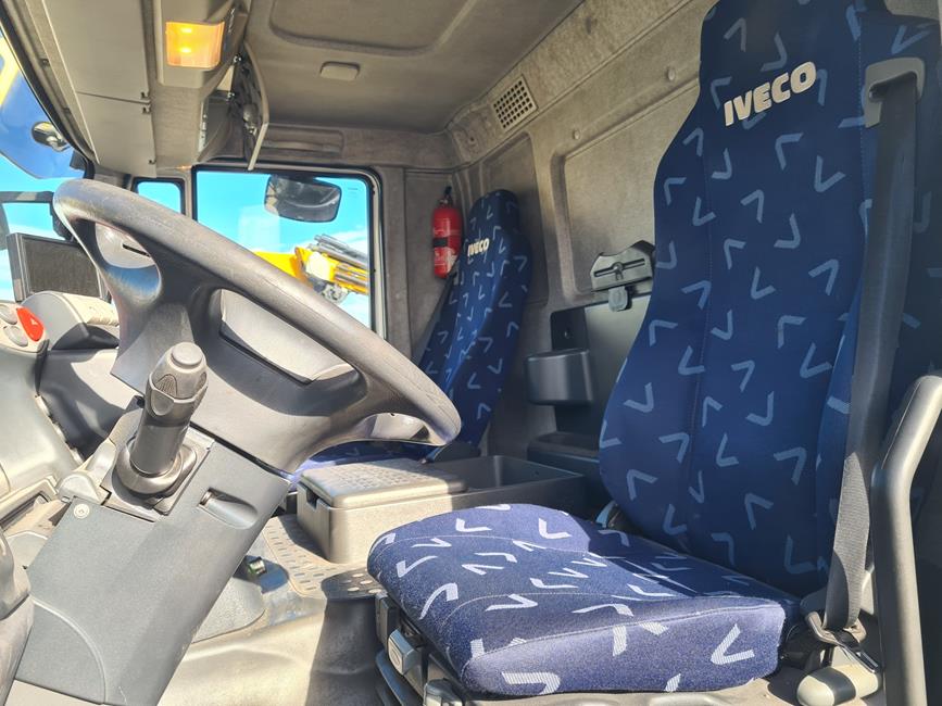 IVECO STRALIS 260S36 6X2*, EURO5, CAB. CORTA – COD. 2288