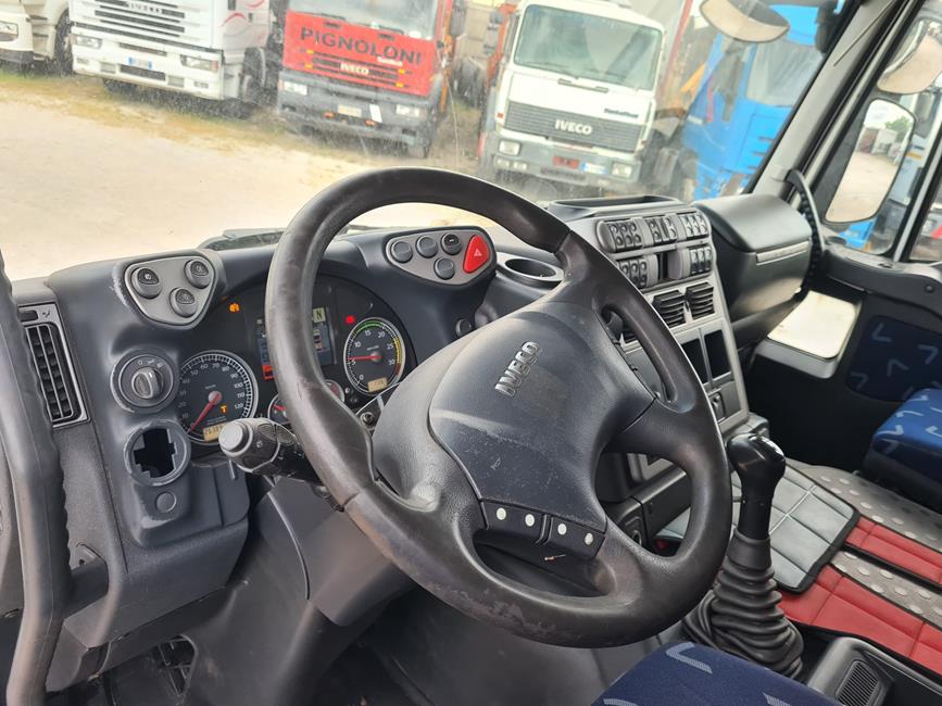 IVECO 190S33 CASS. RIB.LE + GRU BONFIGLIOLI 20000 XL/4S+JIB/2S – COD. 2279