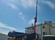 IVECO 130E25 CASS. RIB.LE + GRU KLM 8.0/3S+JIB/2S – COD. 2332