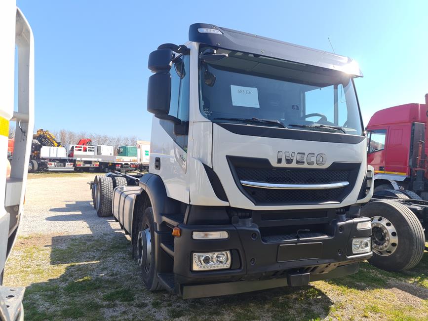 IVECO STRALIS 260S46 CAB. CORTA, EURO6 – COD. 2303