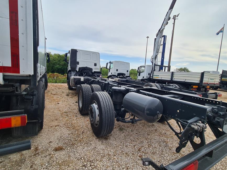 IVECO STRALIS 260S46 CAB. CORTA, EURO6 – COD. 2303