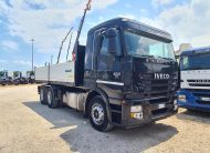 IVECO STRALIS 260S50, 6X4, IMPIANTO SCARRABILE + CASSA SPONDE ALLUMINIO – COD. 2297