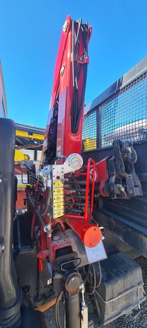 NISSAN ATLEON 120.35 CASS. RIB.LE + GRU FASSI 30A22 – COD. 2115 **VEND. PROV. CH**