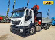 IVECO STRALIS 260S46, EURO6, CASS. RIB.LE TRIL. + GRU PALFINGER 27000/4S+JIB/2S – COD. 2402
