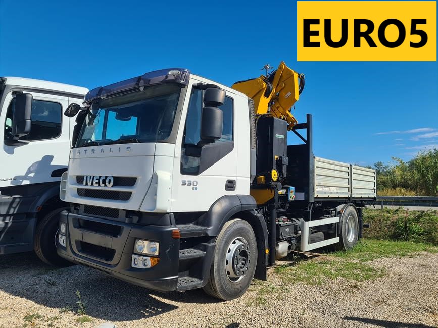 IVECO 190S33 CASS. RIB.LE + GRU EFFER 170/2S+JIB/2S – COD. 2411