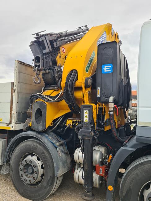 IVECO STRALIS 430, 8X2, CASS. FISSO + GRU EFFER 550/6S+JIB/6S – 2379