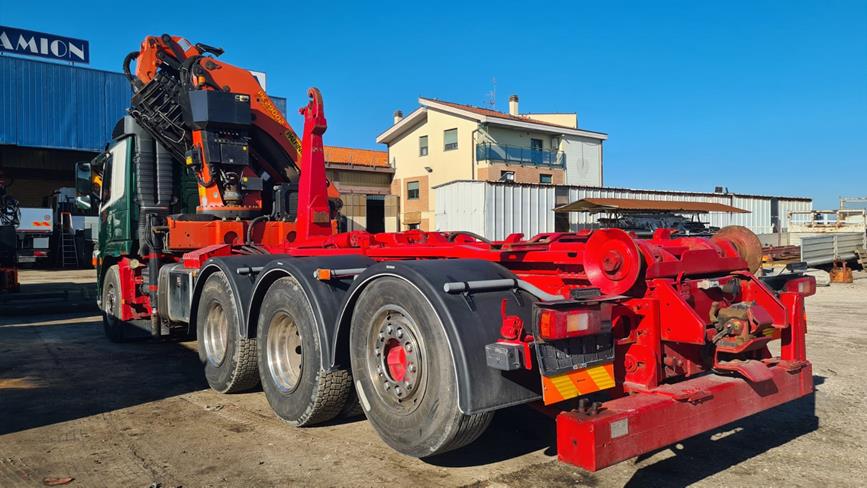 VOLVO  FM460 8X4*4, SCARRABILE+GRU PALFINGER 29002/6S+JIB/3S – COD. 2419