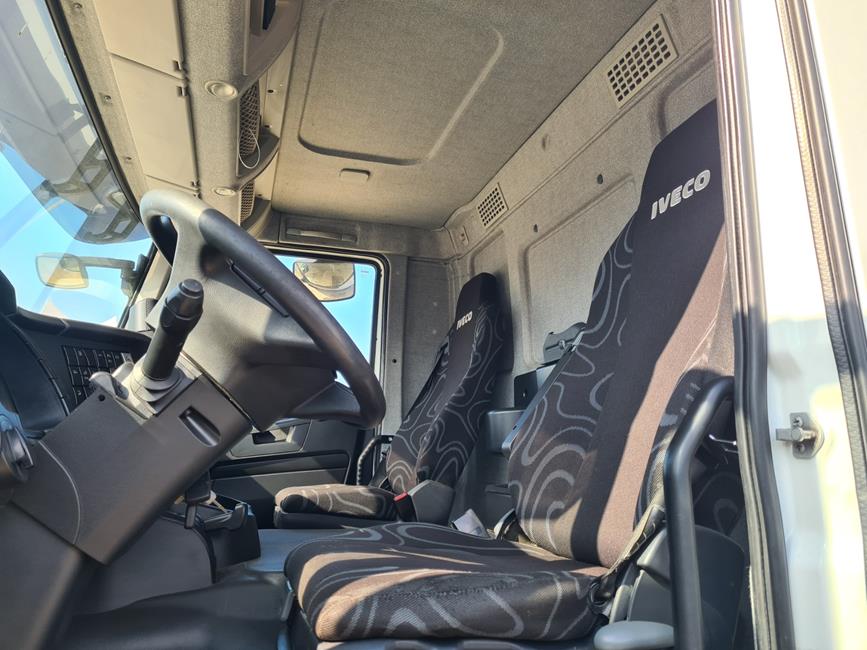 IVECO STRALIS 460 CASS RIB.LE + GRU HIAB 322/5S+JIB/4S – COD 2437