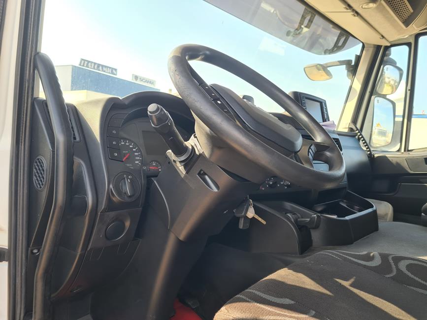 IVECO STRALIS 460 CASS RIB.LE + GRU HIAB 322/5S+JIB/4S – COD 2437