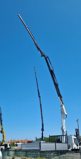 RENAULT 180D250 K, EURO 6, CASS. RIB.LE + GRU BONFIGLIOLI XL 17000/3S+JIB – COD. 2427