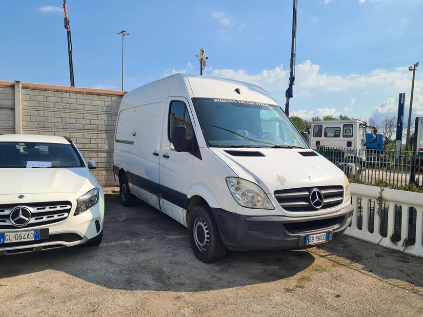 MERCEDES SPRINTER FURGONE – COD. 2408