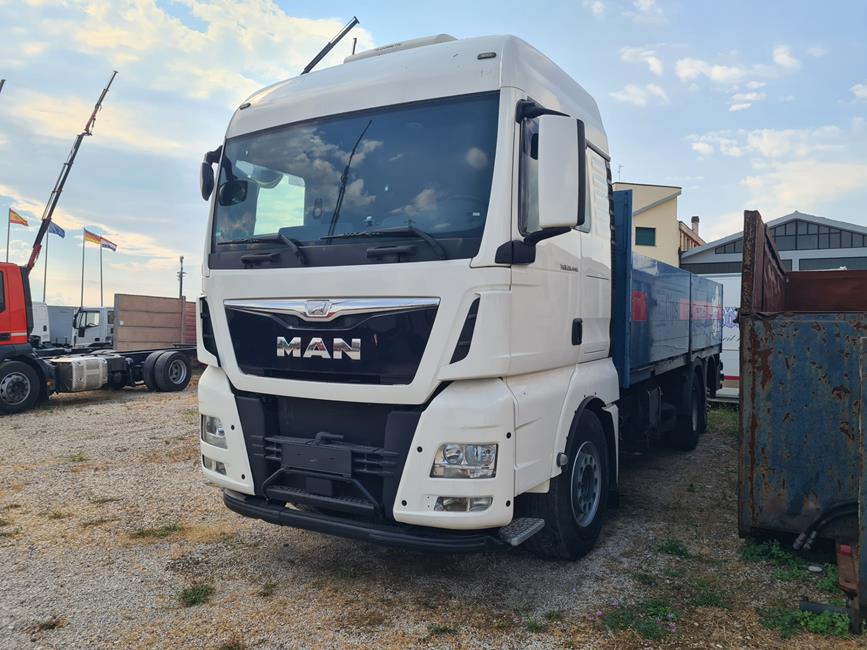 MAN TGX 26.440, EURO6, CASSONE FISSO – COD. 2413