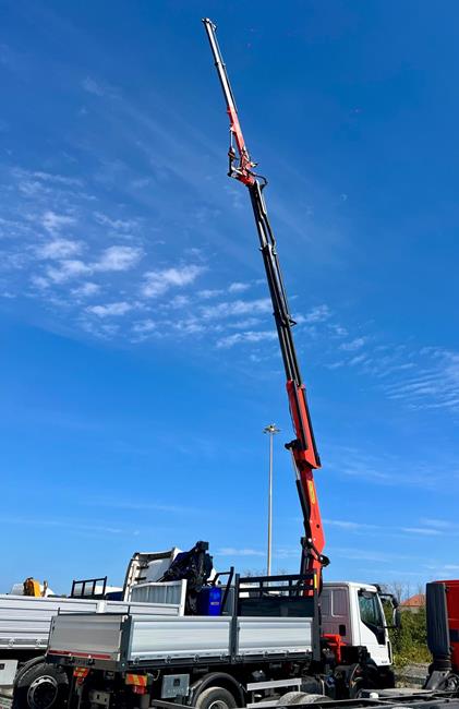 IVECO 160E21 EURO6, CASS. RIB.LE + GRU PALFINGER PK 15002/3S+JIB/2S – COD. 2418