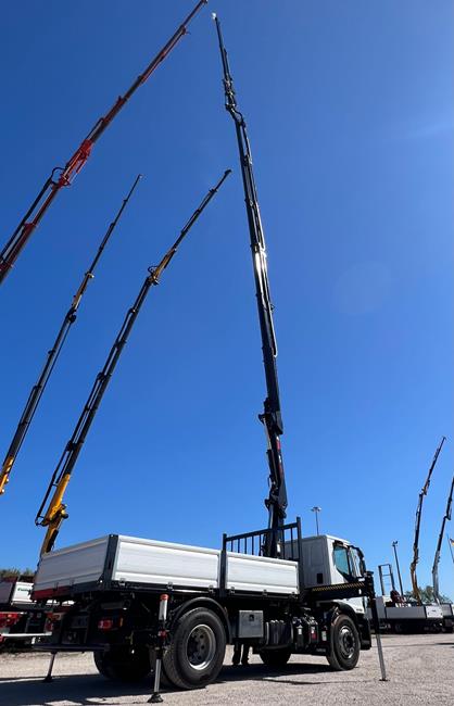 IVECO 190E32 EURO6, CASS. RIBALTABILE NUOVO + GRU NUOVA 192/5S+JIB/2S – COD. 2423