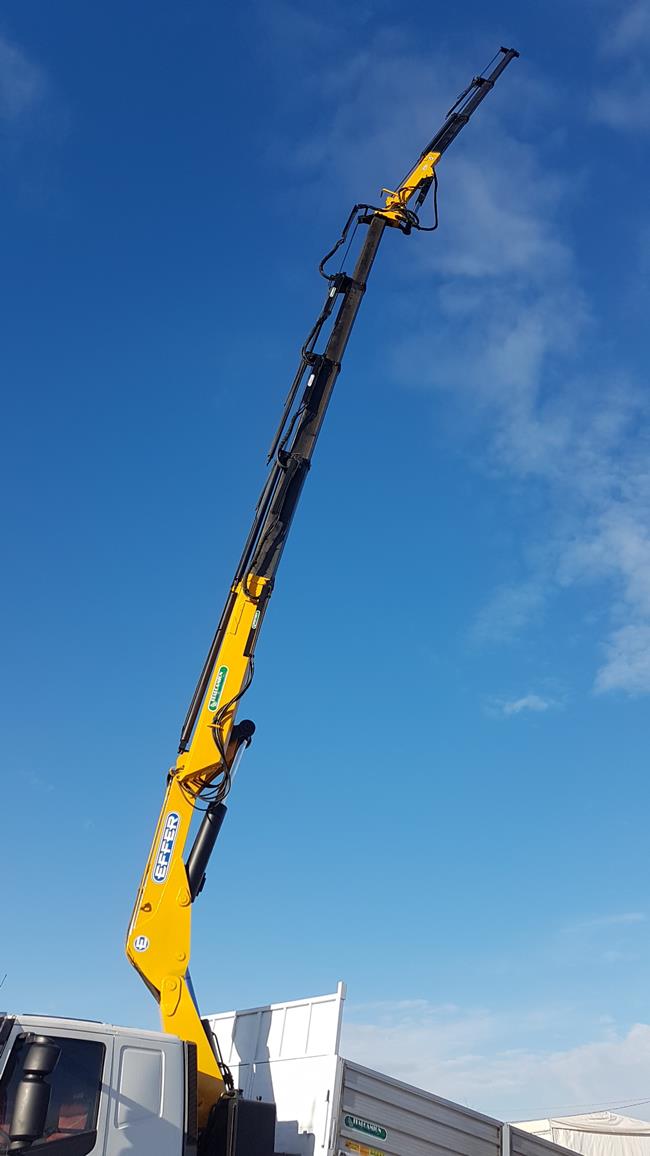 IVECO STRALIS 420 EURO5, CASS. RIB.LE + GRU EFFER 335/4S+JIB/3S – 2022