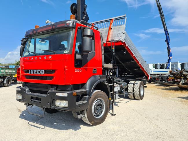 IVECO 190T36 TRAKKER CASS. RIB.LE + GRU HIAB 111/3S- COD. 2084 **VENDUTO PROV. FG**