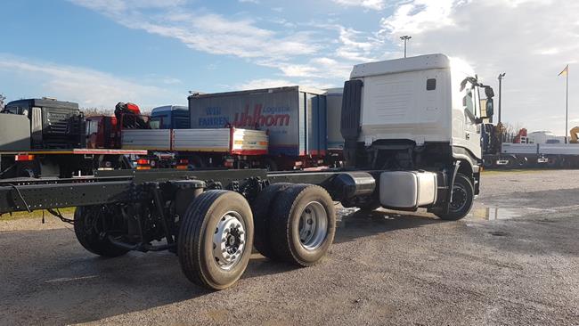 IVECO STRALIS AS260S42 EURO5 – 2103 **VEND. PROV. LT**