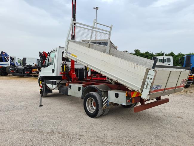 A065 – IVECO 65C15 CASS. RIB.LE + GRU FASSI 38/3S – 2081 **VEND. PROV. ROMA**