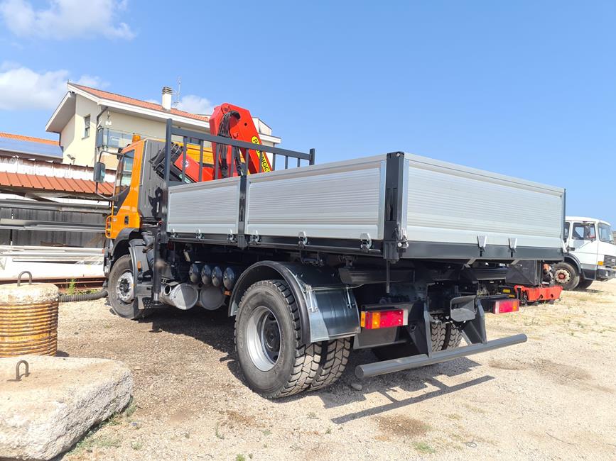 IVECO TRAKKER 190S31 RIB.LE+GRU PALFINGER 11080/3S – COD. 2179 **VEND. PROV. CH**
