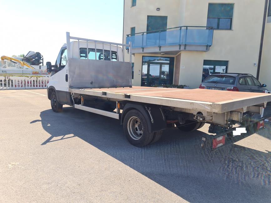 IVECO 35C13 CASSONE FISSO – COD. 2261 **VEND. PROV. TE**