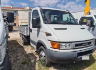 IVECO 35C11 CASS. RIB.LE + GRU – COD. 2165 ** VEND. PROV. MC **