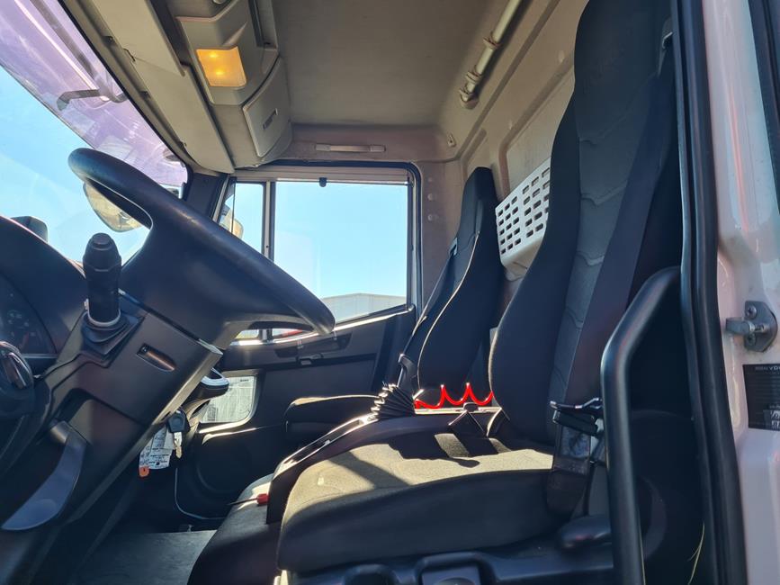 IVECO EURICARGO 180E32 EURO6 – COD. 2398